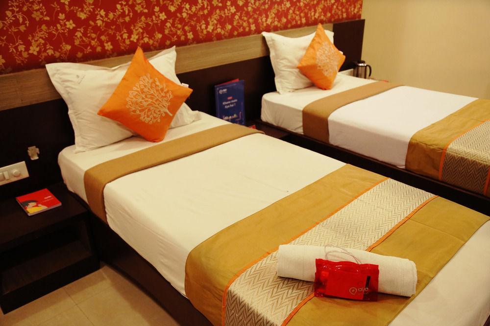 Oyo Rooms Yerwada Chowk Pune Bagian luar foto